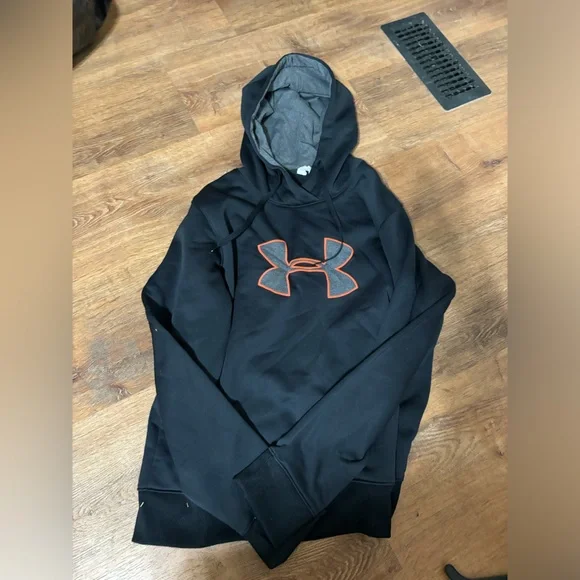 Under Armour Women's Black and Orange Hoodie - Picture 2 of 4